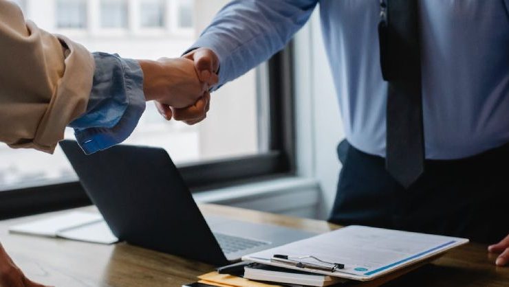 Elemanonline.com.tr: İzmir İş İlanlarına Ulaşmanın En Kolay Yolu