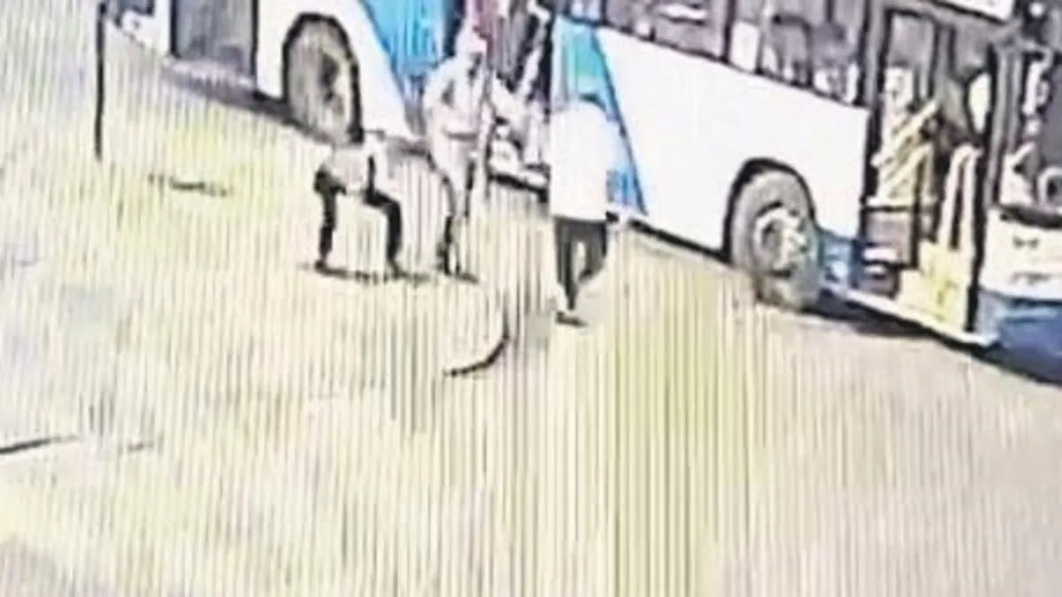 Ankara’da toplu taşımada skandal: Yolcuyu darp edip otobüsten attı