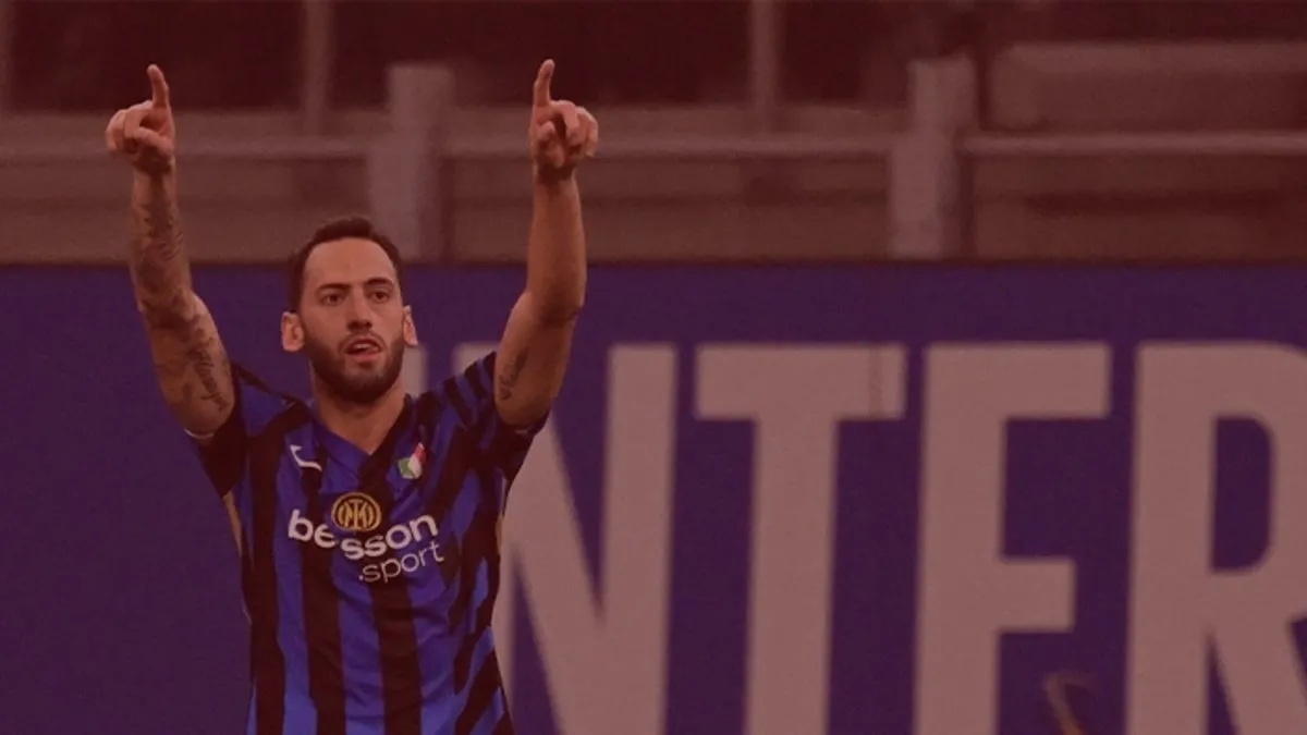 Hakan Çalhanoğlu, Napoli maçına damga vurdu! Tüm İtalya onu konuşuyor…